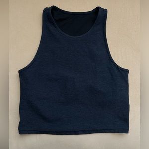 Vuori crop tank